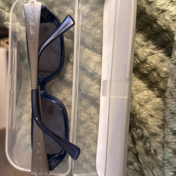 Vintage Fendi FS 228 Sunglasses Blue - Picture 10 of 10